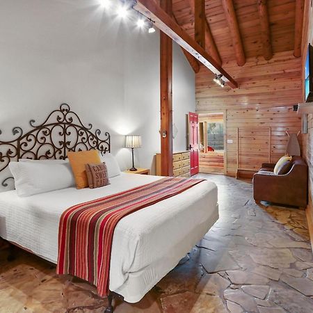 Wimberley Log Cabins Resort And Suites- Unit 3 Exterior foto