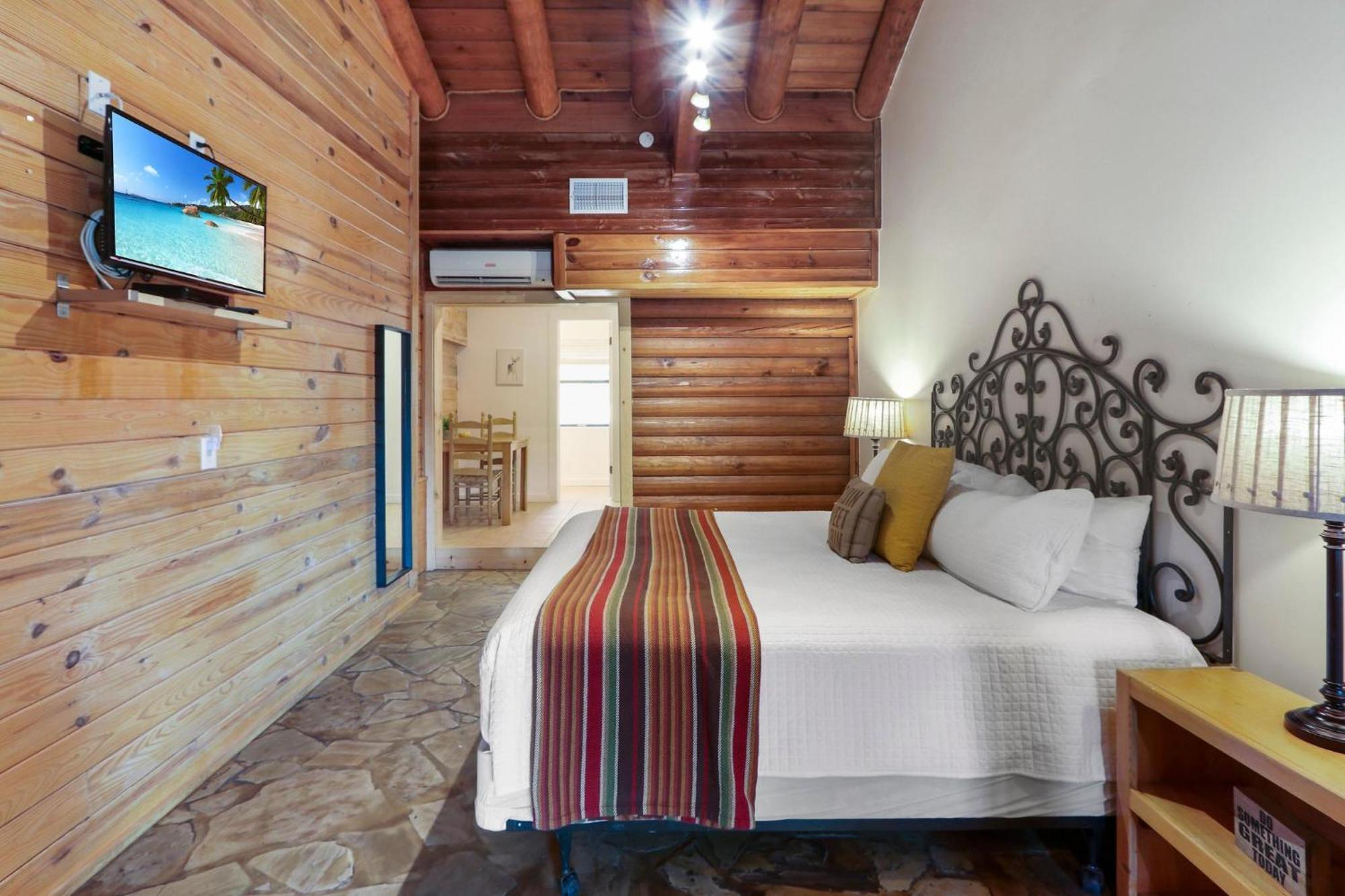 Wimberley Log Cabins Resort And Suites- Unit 3 Exterior foto